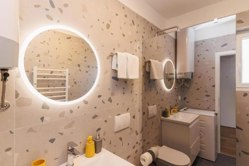Iva Apartment Selce